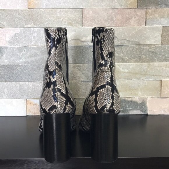 Jeffrey Campbell Raven Bootie - Picture 7 of 9